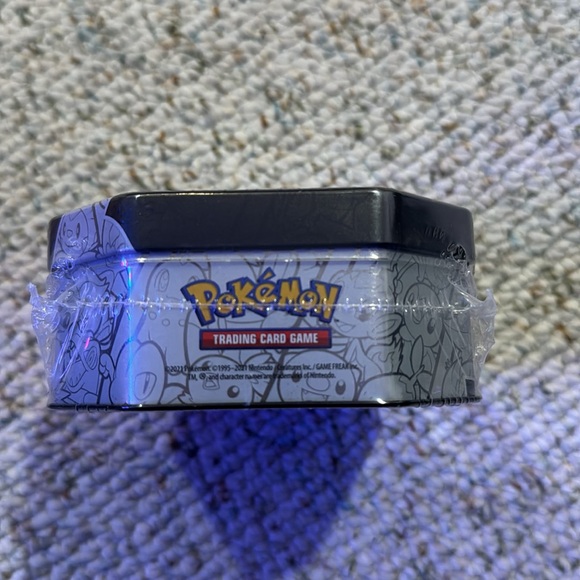 (4) Pokemon Celebrations Charizard V 25th Anniversary Tin 2021 TCG New Sealed - Picture 8 of 8